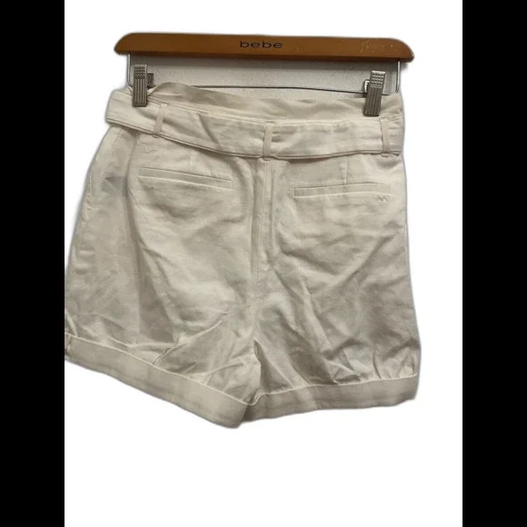 NWT ELIZABETH AND JAMES WHITE SHORTS SIZE XS (L2) - Picture 2 of 5